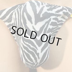 画像: ゼブラ柄黒猫(薄手の綿混柔らか素材)