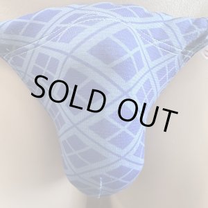 画像: 四ツ菱紋様縄猫（綿混柔らか素材＋縄）