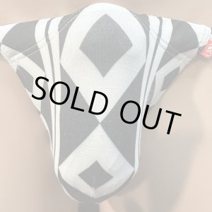 画像: 釘抜き繋ぎ紋様黒猫（薄手の綿混柔らか素材）　