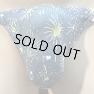 画像: 花火黒猫（薄手の綿混柔らか素材）