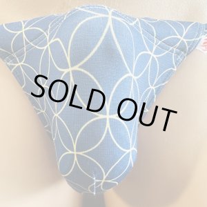 画像: 七宝紋様黒猫(薄手の綿混柔らか素材)